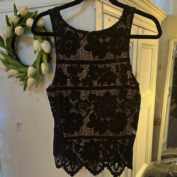 Express Black Lace Floral Top - Picture 1 of 3
